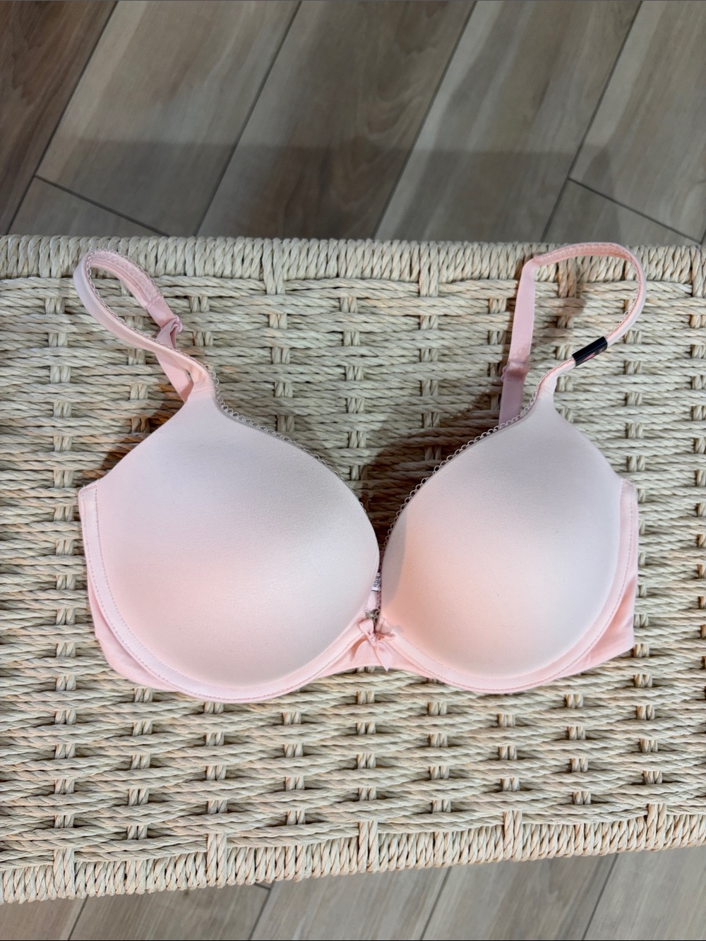 Victoria's Secret Light Pink Padded T-Shirt Bra